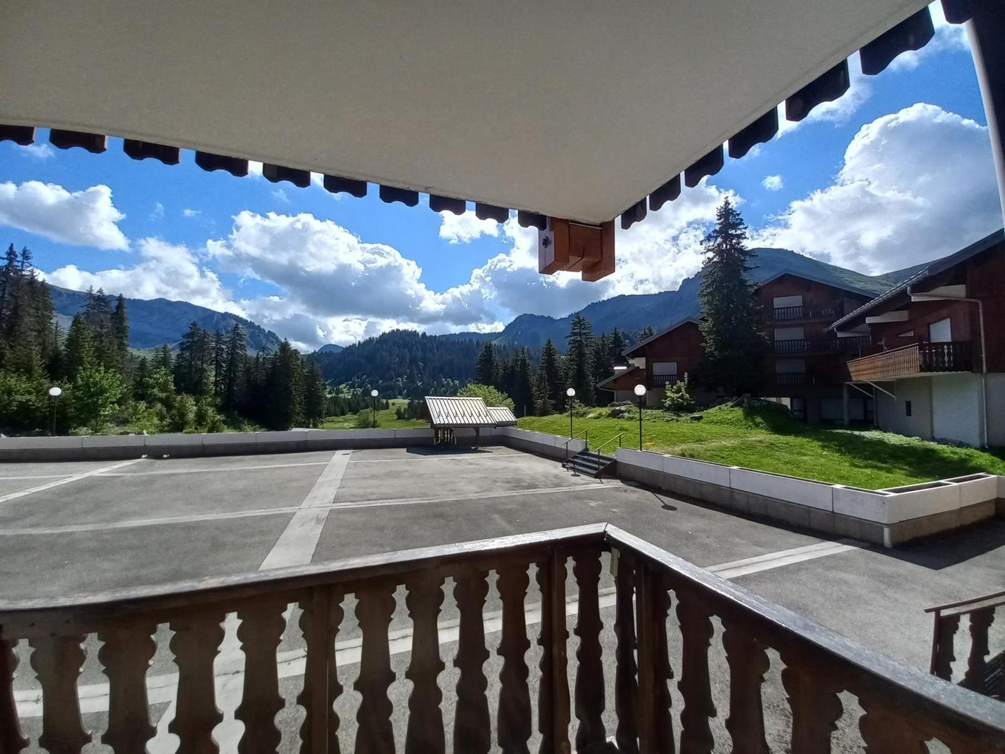 Appartement Au Sommand Au Pied Des Pistes Mieussy Exterior foto